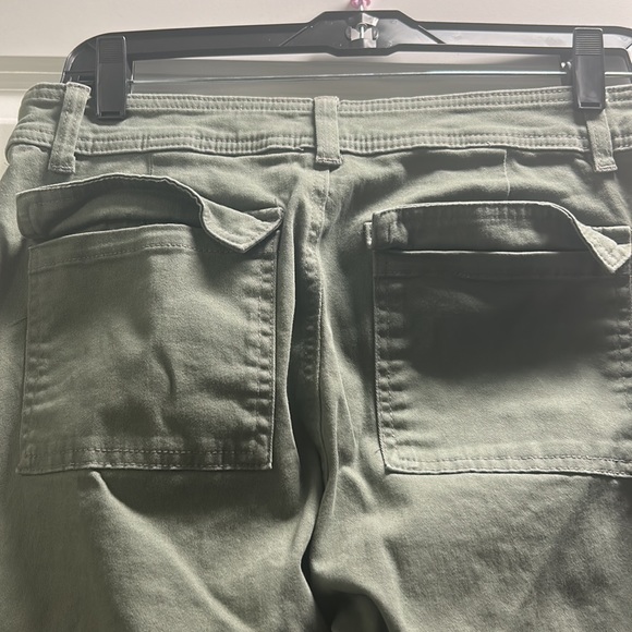 Women’s size 6 “A New Day” pants - Picture 4 of 5